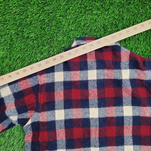 Vintage 80s Woolrich Wool Flannel Shirt Medium 20x28 Plaid - Picture 3 of 11
